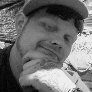 Meet your Posher, Devin